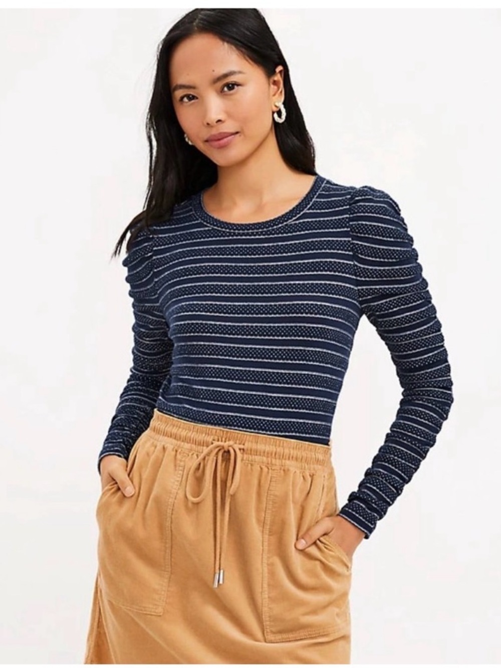 Loft M Stripe Long Sleeve Knit Top Navy ruche sleeve Crewneck Stretch Casual